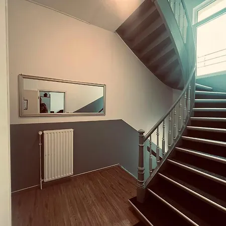 Am Schloss 17 شقة